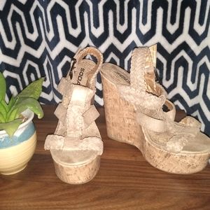 Soda wedge sandals
